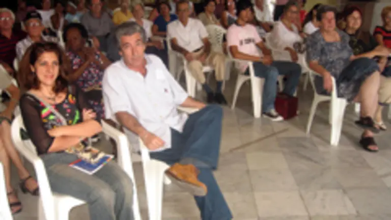  Tony Gonz&aacute;lez &ndash;en primer plano&ndash;, durante el festejo.