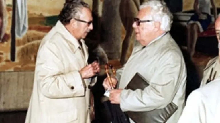  &Aacute;lvarez Bl&aacute;zquez, con Fern&aacute;ndez del Riego.