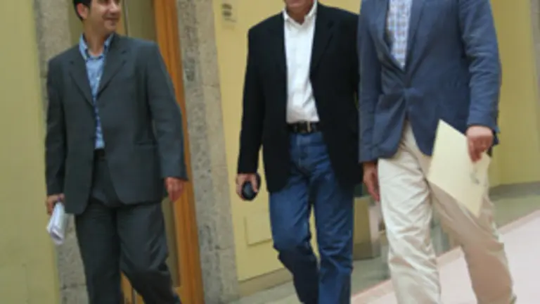  Tabar&eacute;s, Miras y Aymerich, antes de la reuni&oacute;n.