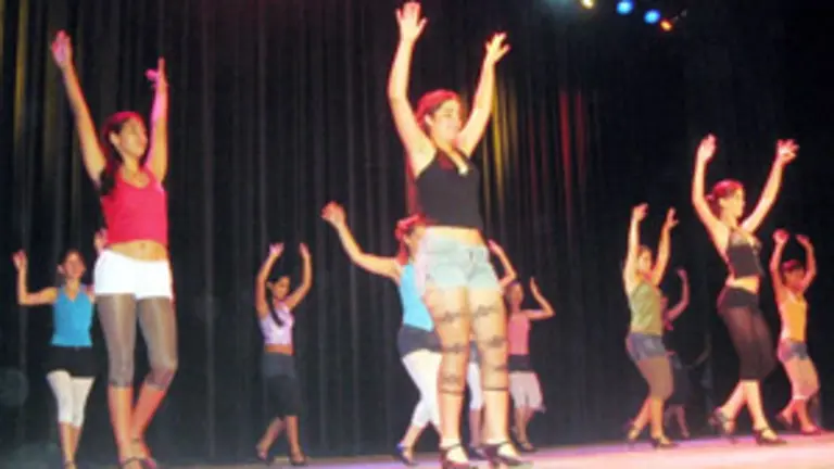  Mucha profesionalidad en las actuaciones por el Día de Castilla y León en Cuba.