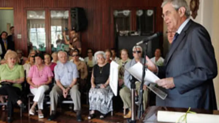 El presidente de la Xunta, durante su discurso.