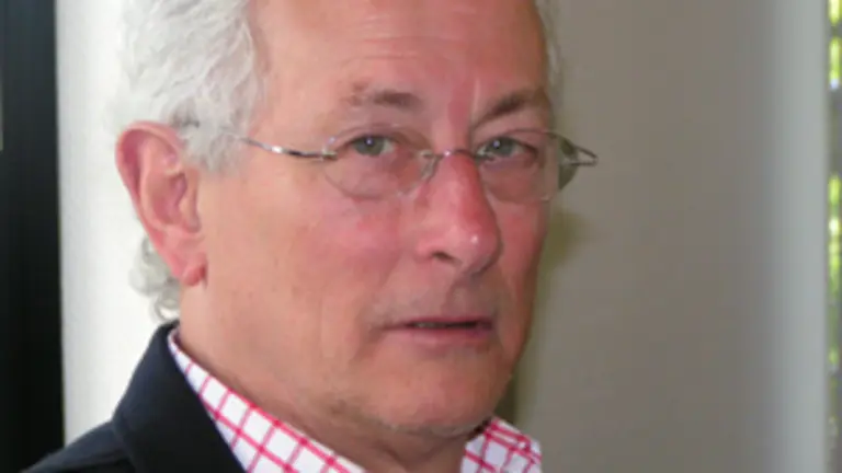  Jos&eacute; Feito, participa en el proyecto \\\'Impulso\\\'.