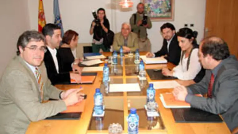  Reuni&oacute;n de la ponencia.