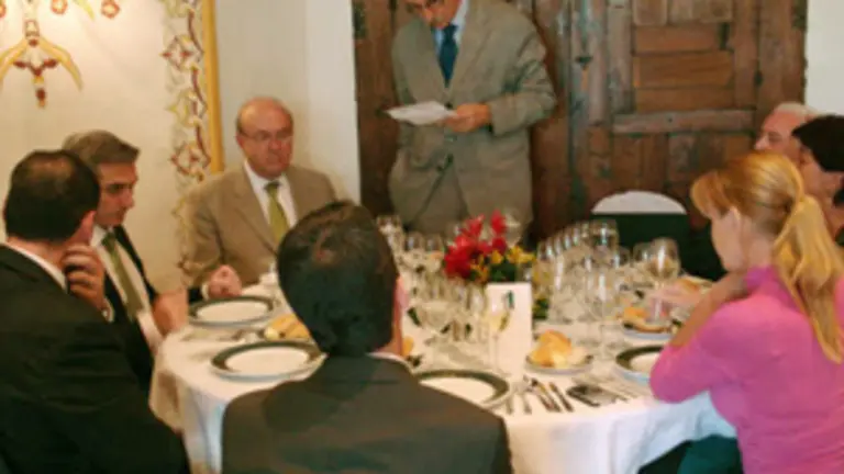  El embajador en M&eacute;xico, Carmelo Angulo, asisti&oacute; a la presentaci&oacute;n.