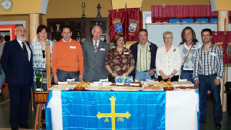  Un momento del Festival de las Comunidades.