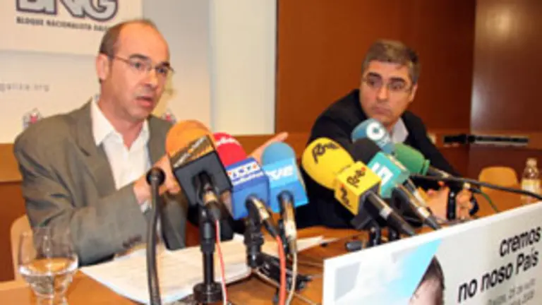  Francisco Jorquera y Carlos Aymerich, en la rueda de prensa ofrecida la semana pasada en Santiago.