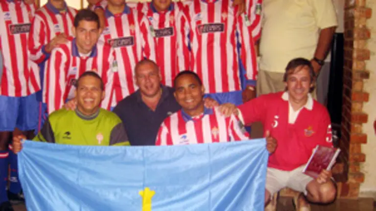  La afici&oacute;n rojiblanca en Cuba.