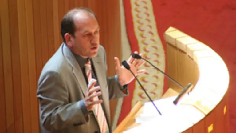 Leiciaga defendi&oacute; la postura de su grupo en el Pleno.