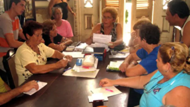  La Junta Directiva de la sociedad pretende rescatar las romer&iacute;as gallegas en la cervecer&iacute;a &lsquo;La Tropical&rsquo;.