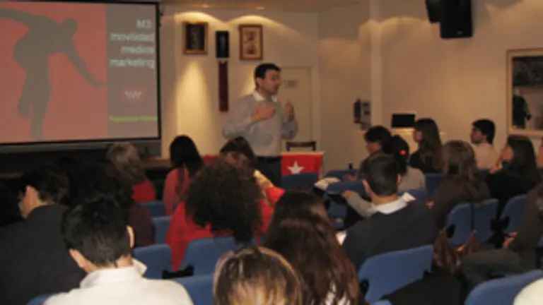  Francisco Vacas desarrolla los contenidos del primer módulo.