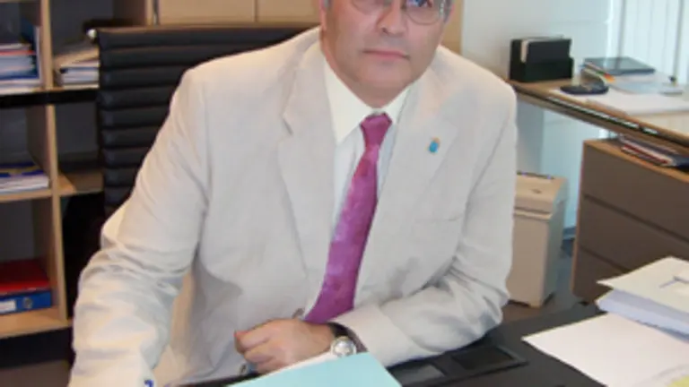  Valent&iacute;n Ruiz representar&aacute; a Asturias en el pleno del CGEE.