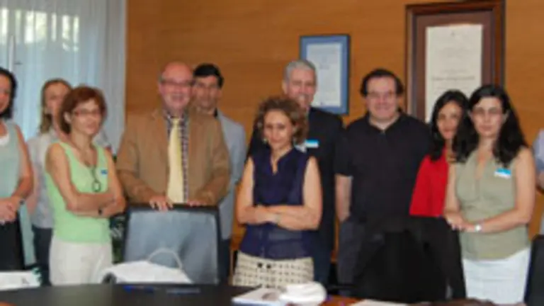  Manuel Luis Rodr&iacute;guez, junto a los asistentes a esta primera jornada de trabajo.