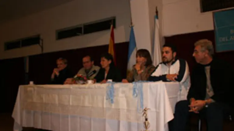 Mar&iacute;a Jos&eacute; Rubio presidi&oacute; la ceremonia de entrega de trofeos de la Olimpiada.