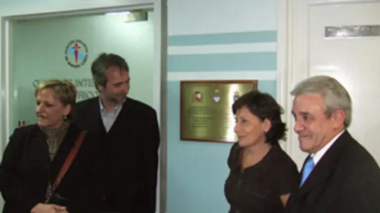  La conselleira, tras inaugurar el nuevo Servicio de Terapia Intensiva Pedi&aacute;trica.