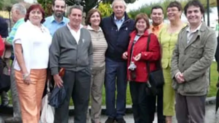 Touri&ntilde;o y Soneira, con representantes del PSOE en el exterior.