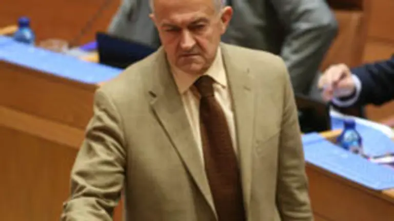  Jos&eacute; Luis M&eacute;ndez Romeu, conselleiro de Presidencia.