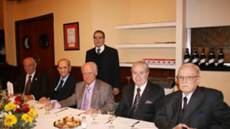  De Izq. a Der.: Jorge Alonso, Manuel Cao Corral, Jos&eacute; Castelao Braga&ntilde;a, Jos&eacute; L&oacute;pez y Juan Carlos G&oacute;mez.