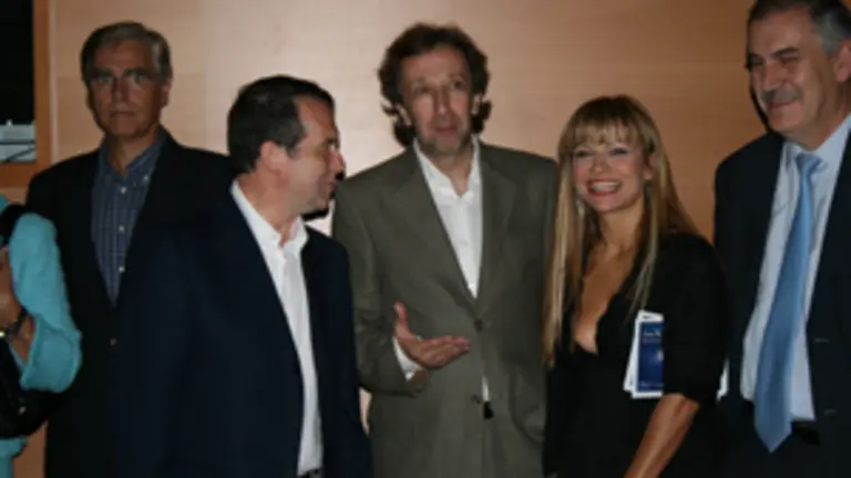  Abel Caballero, Eduardo Blanco, Isabel Blanco y Fernando Salgado durante la ceremonia de inauguraci&oacute;n.