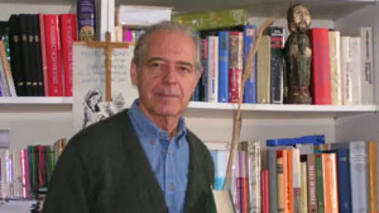  Ram&oacute;n Su&aacute;rez, sacerdote gallego en Hamburgo.