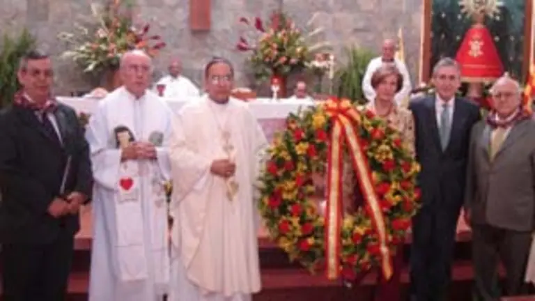  Misa en honor a la Virgen del Pilar.