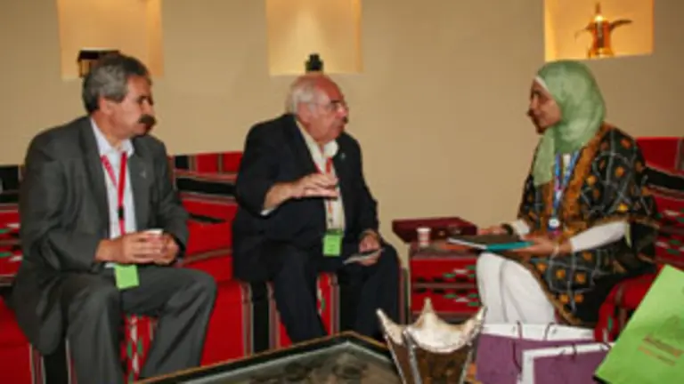 Graciano Torre y Vicente &Aacute;lvarez Areces ya conversaron en la pasada Expo de Zaragoza sobre los objetivos de la delegaci&oacute;n institucional y comercial a Qatar con Inan Khalad, directora del pabell&oacute;n de este pa&iacute;s.