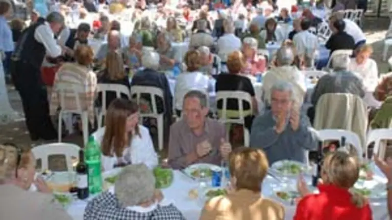 Numeroso público asistió al asado. 
