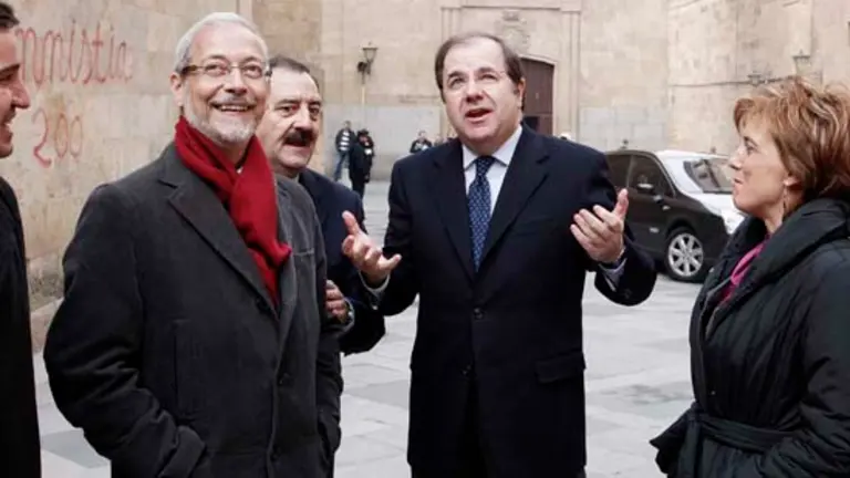  Momento de la inauguración de la nueva sede.