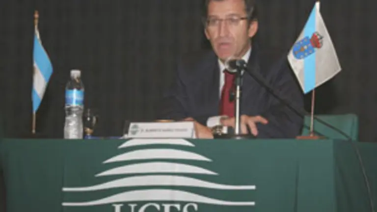  N&uacute;&ntilde;ez Feij&oacute;o, durante su conferencia en la UCES.