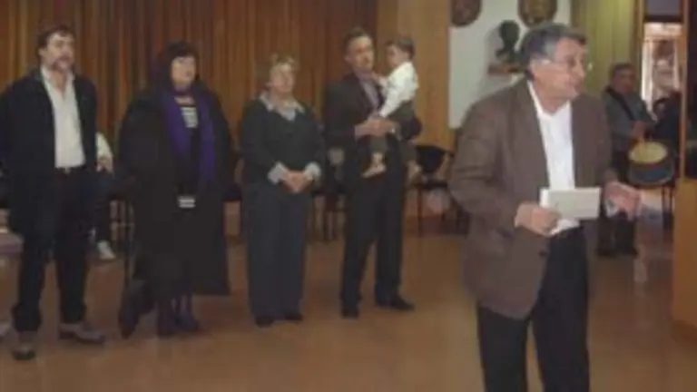  Manuel Fern&aacute;ndez de la Cera, ante los asistentes al curso.