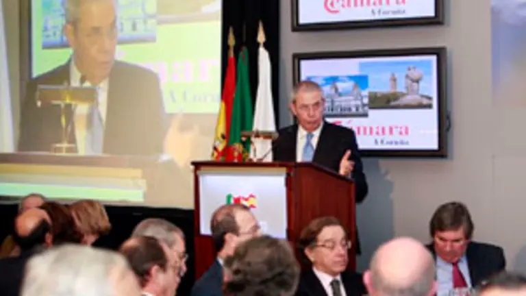  El presidente Touri&ntilde;o, durante la cena organizada por la C&aacute;mara de Comercio Hispano-Lusa.