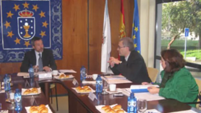  Mato presidi&oacute; la reuni&oacute;n del patronato.