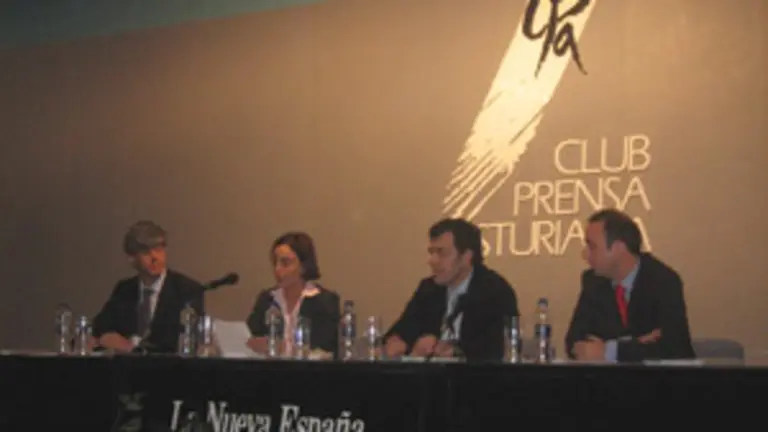  Carlos Garc&iacute;a, Lourdes Villar, Javier Mato y Pablo L&oacute;pez.
