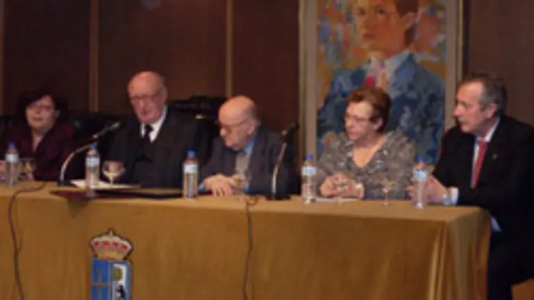  Luz Galv&aacute;n, Aurelio Men&eacute;ndez, Cosme Sordo, Justina Garc&iacute;a y Julio Su&aacute;rez.