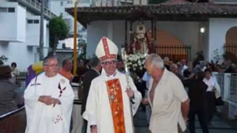  Un momento de la procesión.