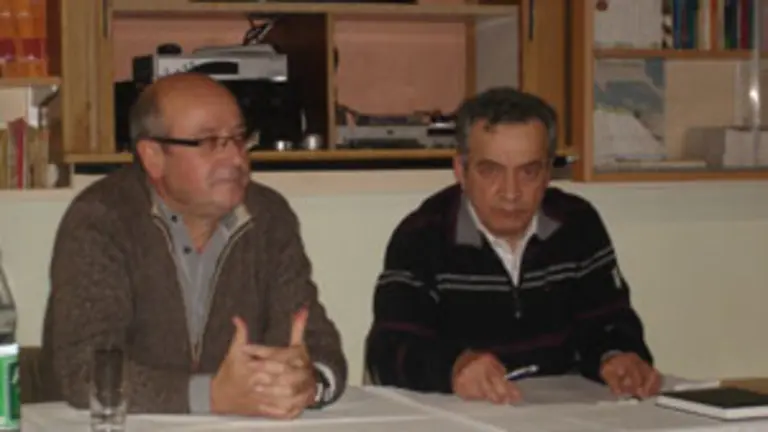  Manuel Luis Rodr&iacute;guez y Jos&eacute; Pazos, durante el acto en Frankfurt.