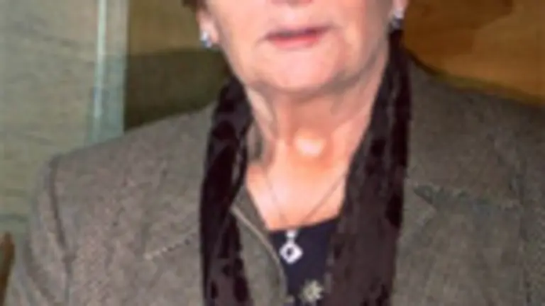  Paz Fern&aacute;ndez Felgueroso.