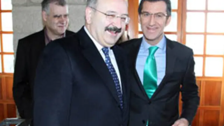  Feij&oacute;o, con el presidente del Consello da Cultura Galega, Ram&oacute;n Villares.