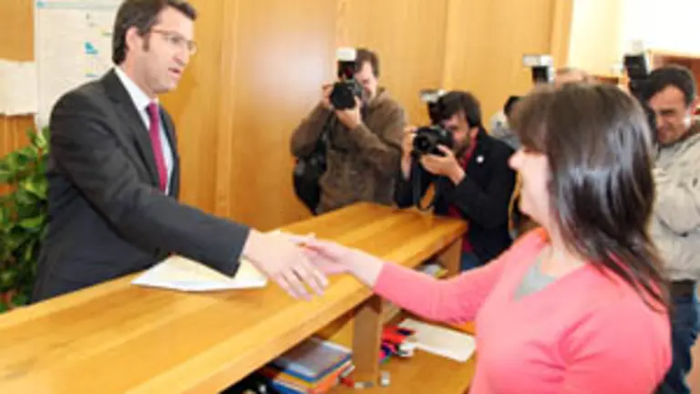  Alberto N&uacute;&ntilde;ez Feij&oacute;o, en el momento de acreditarse como diputado para esta Legislatura.