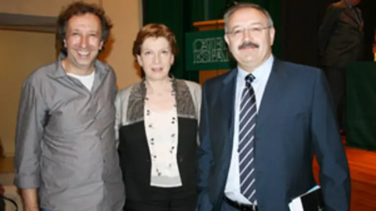  El actor Eduardo Blanco, Rosa Lojo y Villares, en la presentaci&oacute;n.