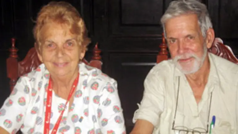  Mar&iacute;a A. Marcos Alonso y Ricardo Barnet participaron en los festejos de la asociaci&oacute;n.