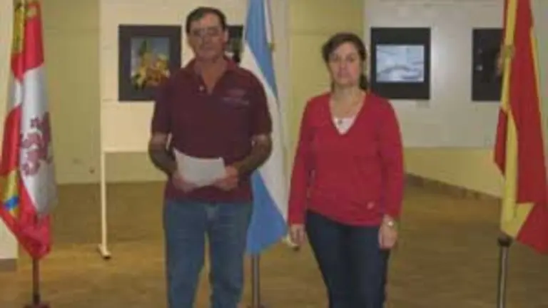  El presidente, José Luis Blanco Rodríguez, durante la muestra, acompañada por María Isabel Hidalgo.