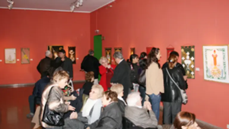  El p&uacute;blico recorre la muestra en el Museo Quinquela Mart&iacute;n.