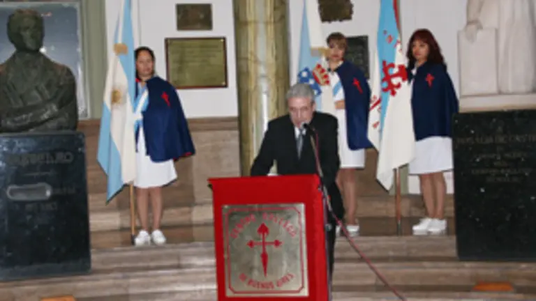  Julio Mart&iacute;nez, durante un acto en el Centro Gallego de Buenos Aires.