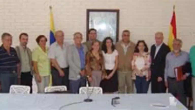  Instalaci&oacute;n del CRE, per&iacute;odo 2005-2009, realizada el 24 de junio de 2005 en la sede del Hogar Hispano de Valencia.