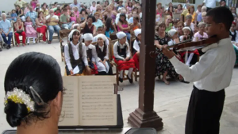  La m&uacute;sica protagoniz&oacute; buena parte de la celebraci&oacute;n de la colectividad asturiana.
