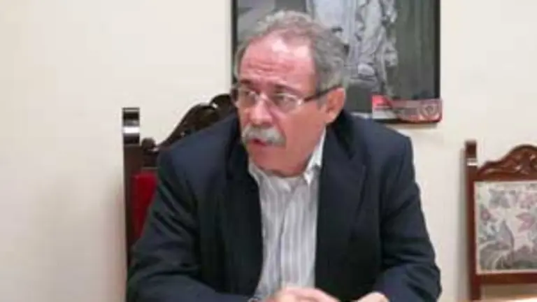  Carreira Quint&aacute;s dice que no se debe &ldquo;permitir que una minor&iacute;a tome decisiones por el resto.