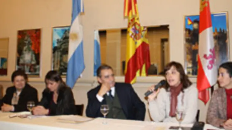José Luis García, Susana Suárez Carrera, Julia Hernando, Pedro Bello, Andrea Ludueña y Mariana Reyes.