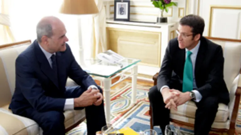  El presidente Feij&oacute;o recibi&oacute; al ministro Chaves.