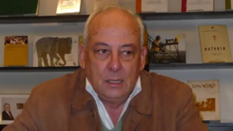  Rafael Osvaldo M&eacute;ndez, presidente de AEGA.