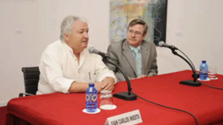  Juan Carlos Iniesta, durante la presentaci&oacute;n de su documental.